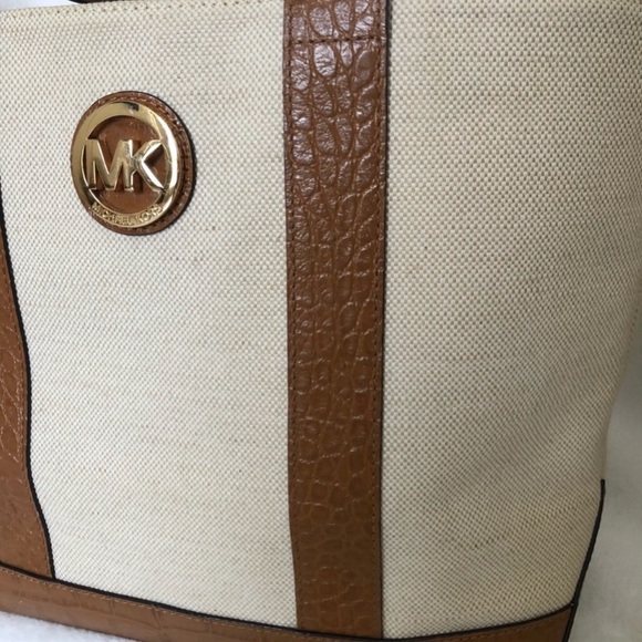 EUC Michael Kors Fulton Canvas Tote/Purse - Picture 3 of 8